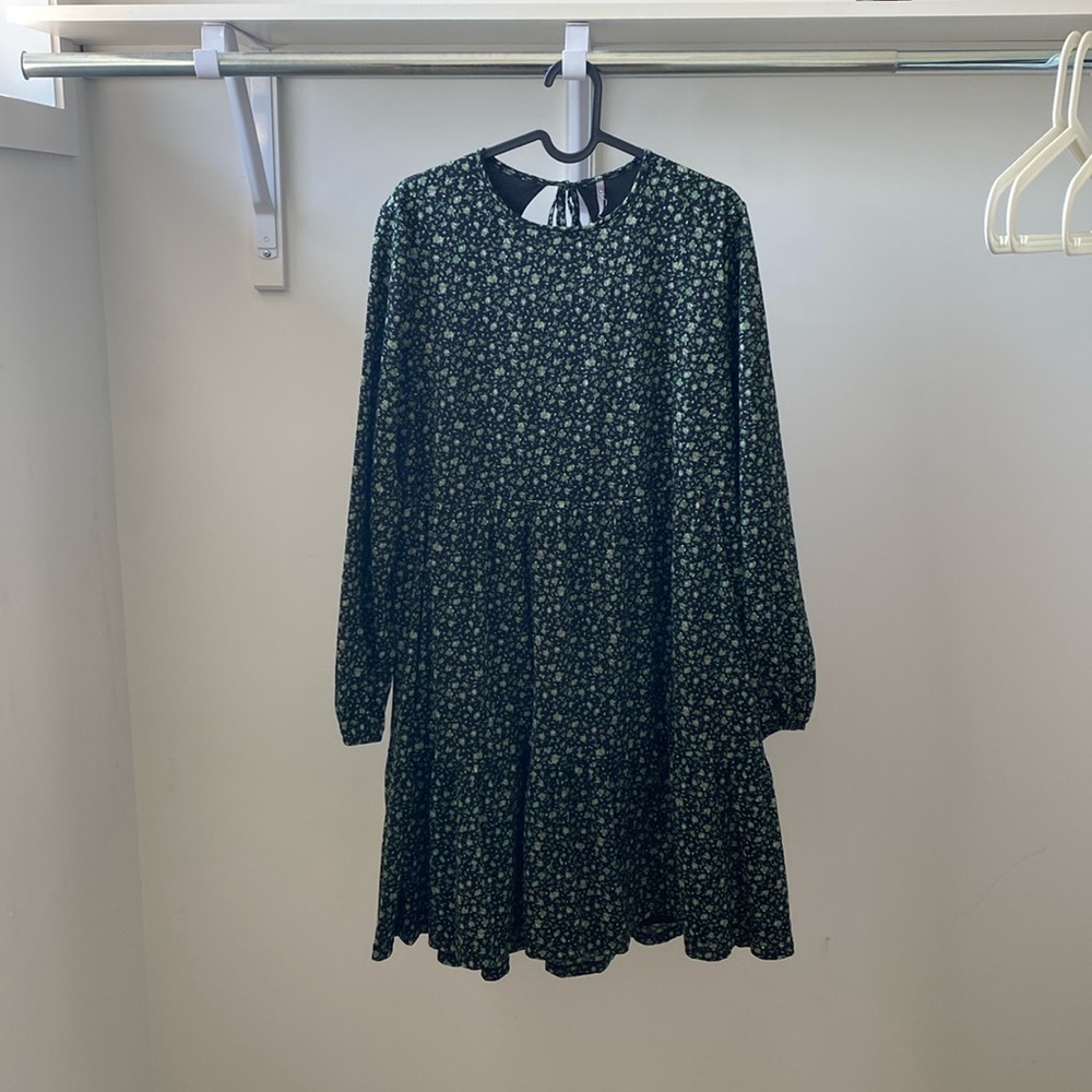 ONLY Black & Green Ditsy Floral Dress – Long Sleeve – Size XL
